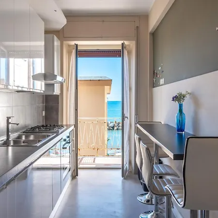 Διαμέρισμα Window On The Sea Σαλέρνο